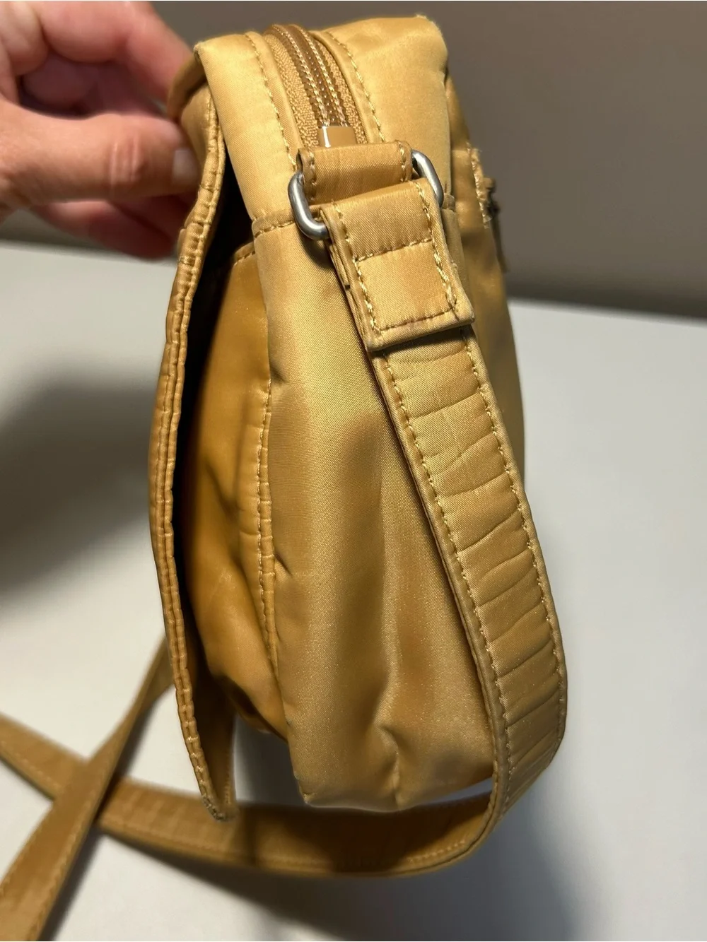 Moschino good preowned